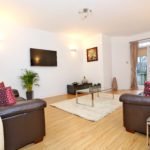 Cheap Accommodation Aberdeen - Queen's Road Apartments Near Hazelhead Park - Urban Stay 1