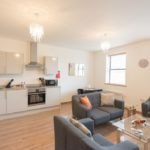 Corporate Apartments Swindon - The Quadrant Apartments Near Swindon Designer Outlet - Urban Stay 1