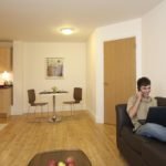 Farnborough Corporate Accommodation-Reading Road Apartments Near Air Sciences Trust Museum-Urban Stay 9