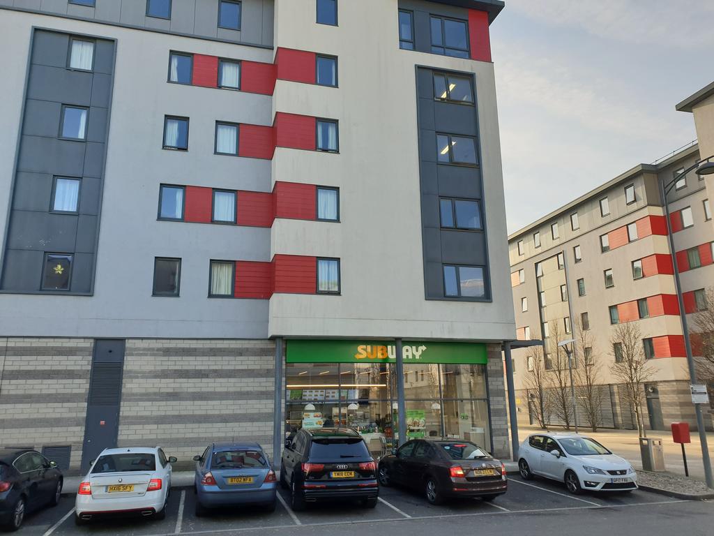 Gillingham-Serviced-Accommodation---The-Pier-Apartments---Pearl-Lane---Urban-Stay-4