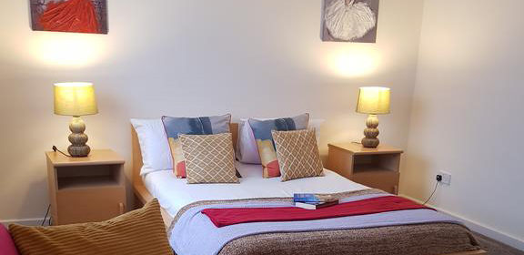 Houghton Regis Serviced Apartments - Brentwood Apartments-Brentwood Close-Urban Stay 9