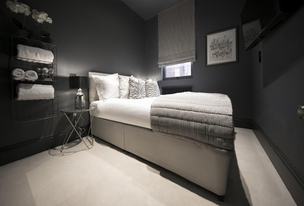 Leeds-Accommodation---Serviced-Apartments-in-Church-Row---Luxury-Apartments-in-Leeds-Arena---Urban-Stay-13