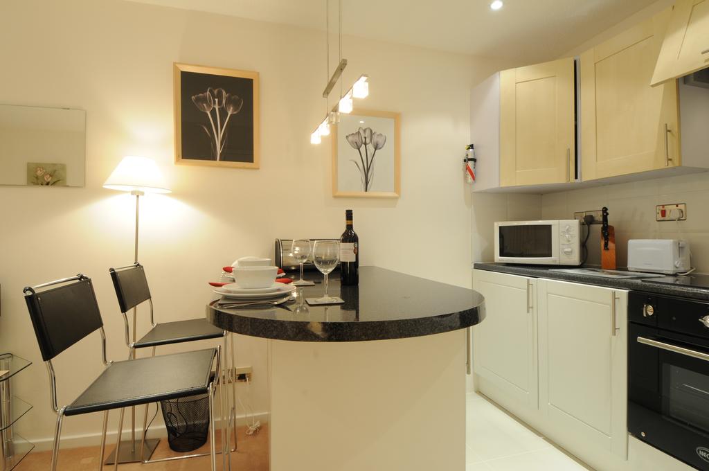 Luxury-Apartments-St-Albans-Chatsworth-Court-Apartments--St-Albans-Cathedral---Urban-Stay-2