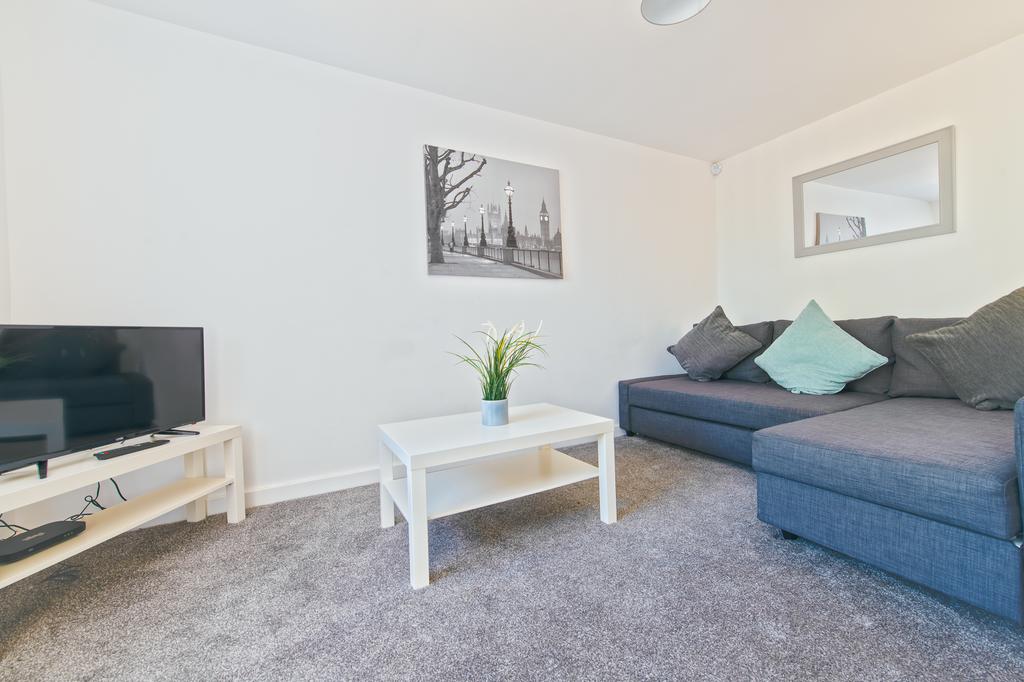 Serviced-Accommodation-in-Leeds---Sutton-House-Apartments---Urban-Stay-9