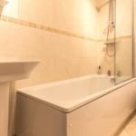 Swindon Serviced Accommodation - Wessex Court Apartments - Lydiard Park - Urban Stay 10