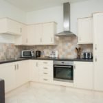 Swindon Serviced Accommodation - Wessex Court Apartments - Lydiard Park - Urban Stay 16