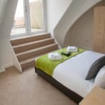 Swindon Serviced Accommodation - Wessex Court Apartments - Lydiard Park - Urban Stay 2
