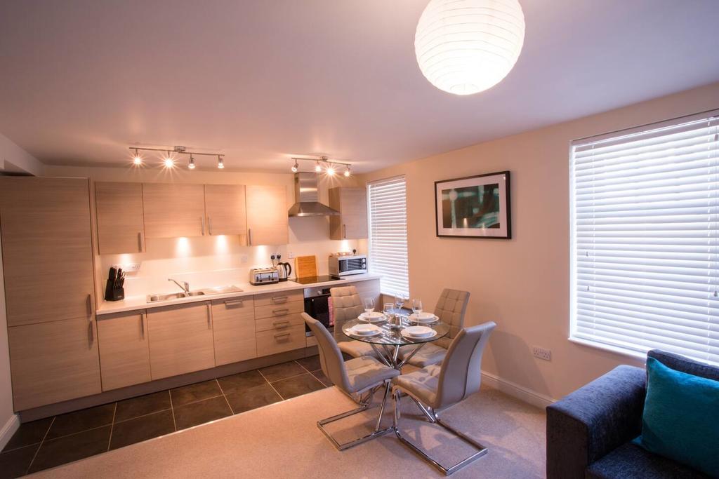 Wantage-Serviced-Apartments---Mill-Street-Apartments-Near-Didcot-Parkway-railway-station-Urban-Stay-6