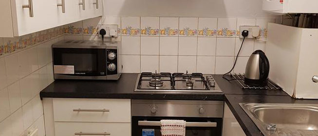 Book Cheap Serviced Accommodation Luton, UK I Exton House Short Lets I Virgin Media Wi-Fi & Parking I Garden with BBQ I Contact Us Today For The Best Rates