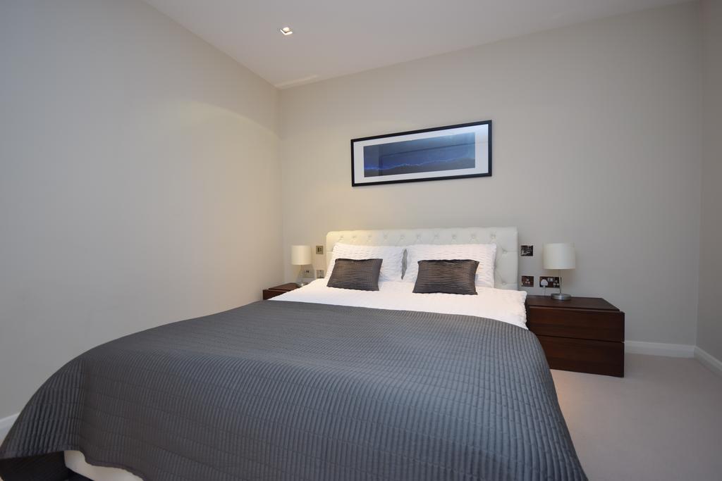 Corporate-Apartments-Holborn---Aston-House-Apartments-Near-St-Paul's-Cathedral---Urban-Stay-7