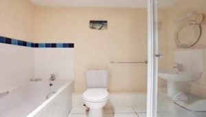 Coventry Serviced Accommodation - Mandara Point Apartments Near Coventry railway station - Urban Stay 3