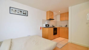 Earl's Court Serviced Apartments - Penywern Road Apartments Near Earl's Court Tube Station - Urban Stay 9