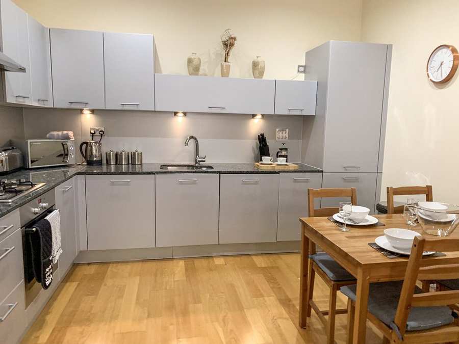 Ingram Street Apartments Serviced Apartments - Glasgow | Urban Stay