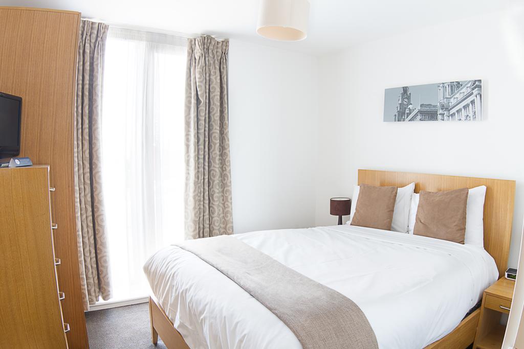 Liverpool-Serviced-Accommodation---Liverpool-City-Centre-Apartments-Near-Chavasse-Park---Urban-Stay-14