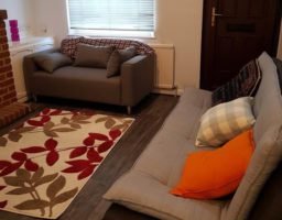 Luton Luxury Serviced Accommodation - Ferndale House Apartments Near Kenilworth Road Stadium - Urban Stay 4