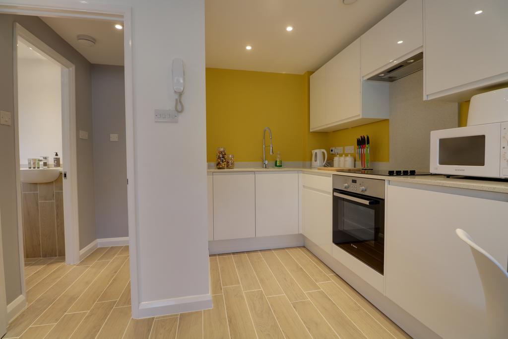 Luxury-Accommodation-Bristol---Alison-Court-Apartments-Near-Clifton-College---Urban-Stay-12
