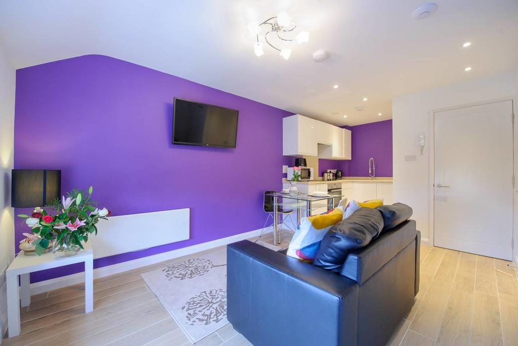 Luxury-Accommodation-Bristol---Alison-Court-Apartments-Near-Clifton-College---Urban-Stay-18