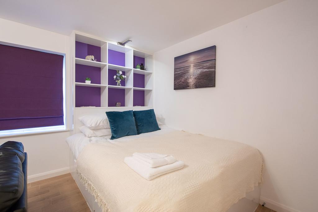 Luxury-Accommodation-Bristol---Alison-Court-Apartments-Near-Clifton-College---Urban-Stay-21