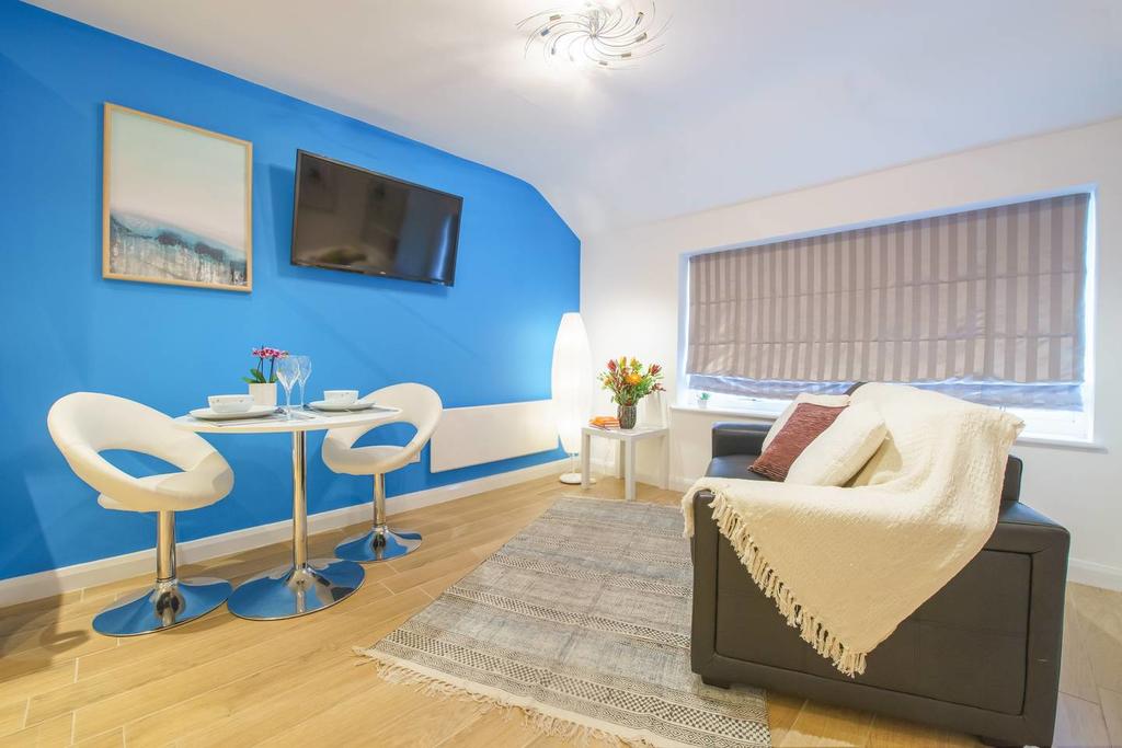 Luxury-Accommodation-Bristol---Alison-Court-Apartments-Near-Clifton-College---Urban-Stay-22