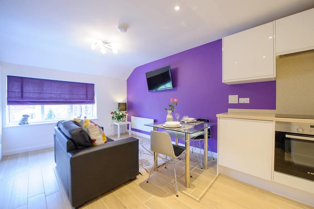 Luxury-Accommodation-Bristol---Alison-Court-Apartments-Near-Clifton-College---Urban-Stay-6