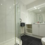 Luxury Accommodation Hull - Land Of Green Ginger Apartment Near Hull New Theatre - Urban Stay 4