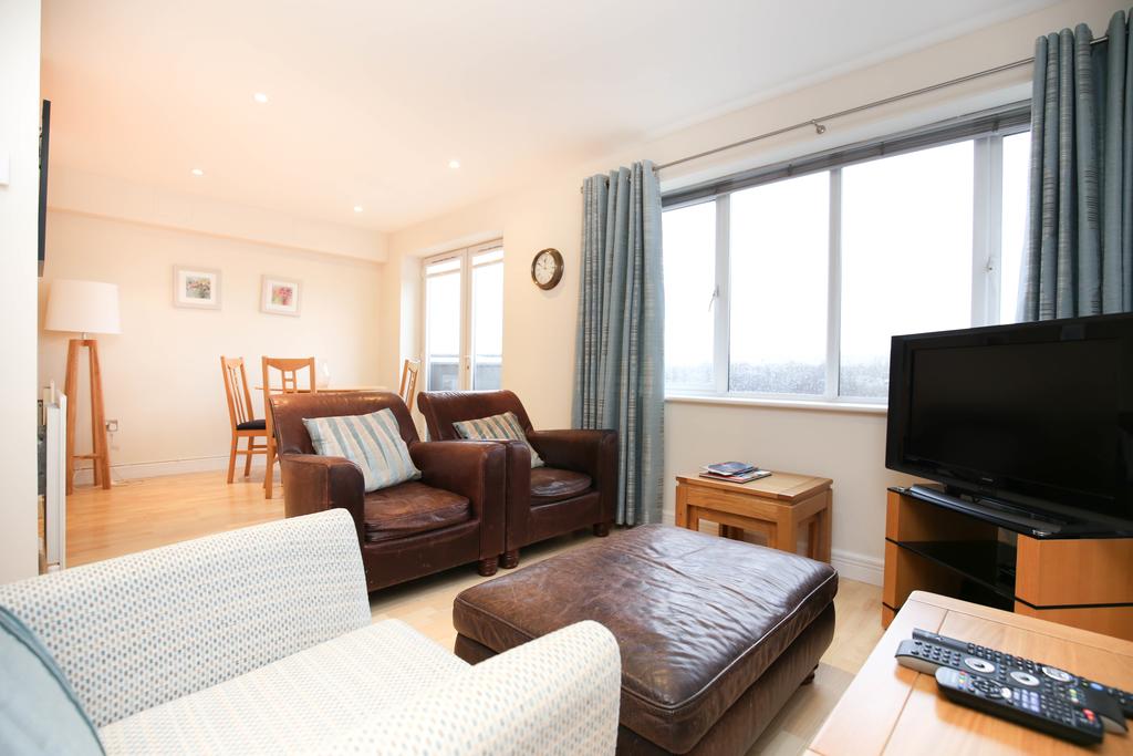 Luxury-Serviced-Accommodation-Newcastle ---High-Quay-Apartments-Near-Theatre-Royal---Urban-Stay