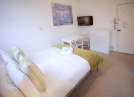 Serviced Accommodation Bayswater - Kensington Gardens Apartments Near Natural History Museum- Urban Stay 1