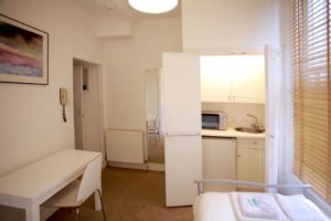 Serviced Accommodation Bayswater - Kensington Gardens Apartments Near Natural History Museum- Urban Stay 13