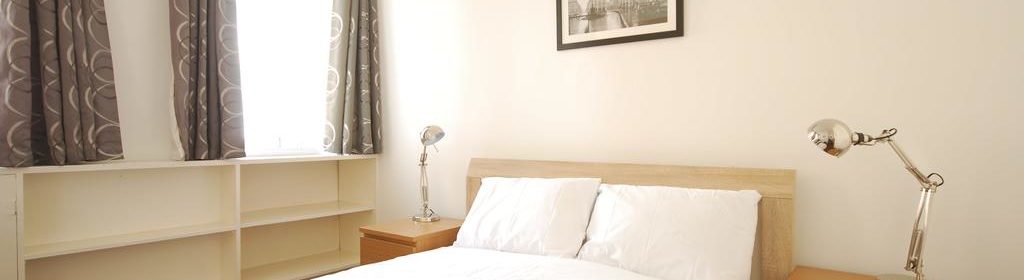Soho Serviced Accommodation-Old Compton Street Apartments Near Queen's Theatre-Urban Stay 9