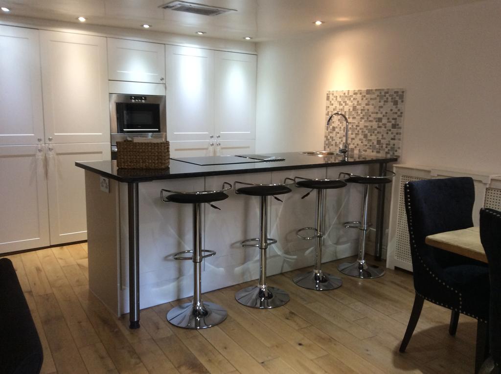 St-Albans-Self-catering-Apartments---Spicer-Street-Apartment-Near-St-Albans-Cathedral---Urban-Stay-7