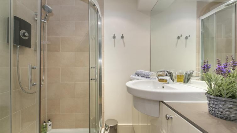 Bayswater-Serviced-Accommodation---Craven-Hill-Apartments-Near-Lancaster-Gate-underground-tube-station---Urban-Stay-3