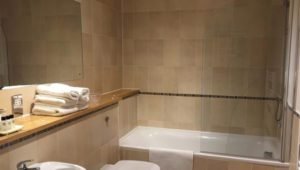 Luxury Serviced Apartments Glasgow in Merchant City. Perfect for business or leisure, near transport, shopping and top attractions.