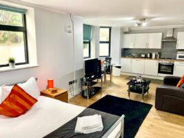 Looking for affordable apartments within easy commute to Croydon? Why not book our Serviced Accommodation Croydon at Park Lane. Call today for great rates.