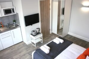 Looking for affordable apartments within easy commute to Croydon? Why not book our Corporate Accommodation Croydon. Call today for great rates.