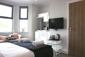Looking for affordable apartments within easy commute to Croydon? Why not book our Corporate Accommodation Croydon. Call today for great rates.