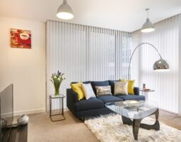 If you're looking to stay in Grandeur accommodation while you stay in Milton Keynes, one of these top 5 Luxury apartments are your perfect place to stay in!