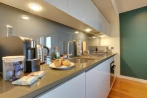 Serviced Accommodation Sheffield - St Paul's Apartments UK