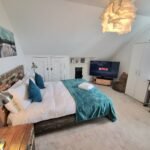Lewisham Serviced Apartment - Short Let Acommodation South London - Urban Stay