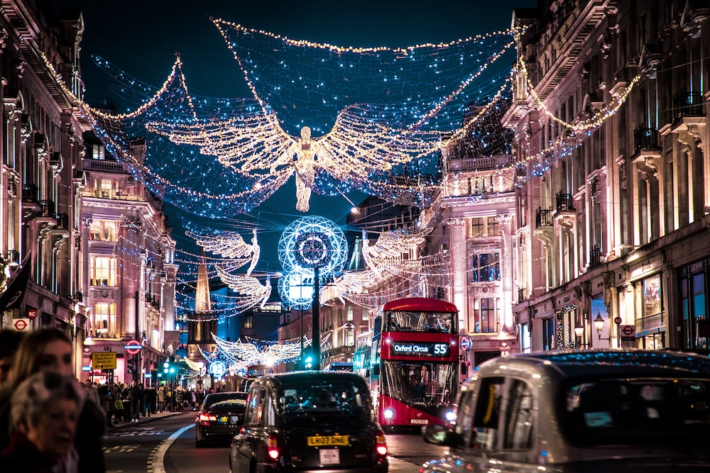 London Christmas Lights 2021 | Magical London Urban Stay