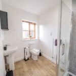 Serviced accommodation in Oxford with private garden and outdoor seating. In South Oxfordshire. Close to Harwell, Didcot, Abingdon. Book Now!