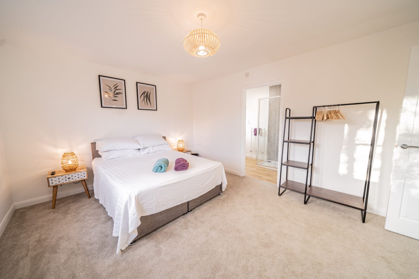 Middle Didcot Blewbury Apartments | Urban Stay
