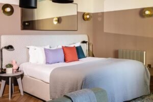 Book this luxury Self Catering Accommodation at Manchester Piccadilly today! This corporate accommodation is cheaper than a hotel!