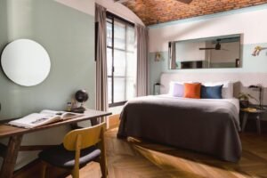 Book this luxury Self Catering Accommodation at Manchester Piccadilly today! This corporate accommodation is cheaper than a hotel!