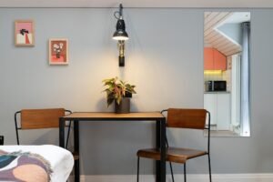 Serviced Accommodation West London at Urban Stay. Fully equipped apartments in Hammersmith with easy transport links. Book Now