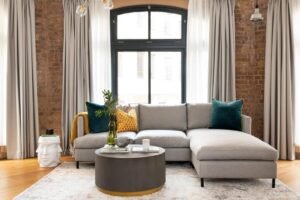 Book our exquisite Central London Serviced Accommodation with and modern interior and excellent location for long and short stays now!