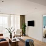 Modern East London Serviced Accommodation with lift, wifi, and 24h reception. We offer the Cheapest Corporate Rates for Business Travellers!