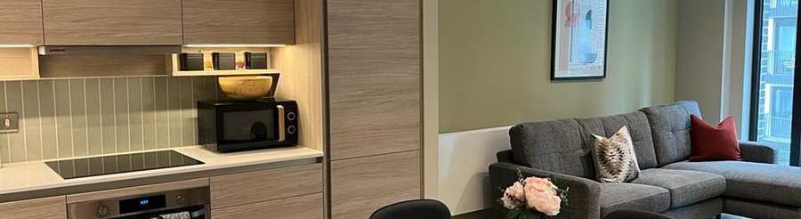 Wembley Serviced Accommodation – Olympic Way Apartments | Urban Stay Wembley Serviced Accommodation near Wembley Stadium with lift access, balcony, Smart TV, Wifi, 24h reception, cinema and roof garden!