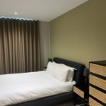 Wembley Serviced Accommodation near Wembley Stadium with lift access, balcony, Smart TV, Wifi, 24h reception, cinema and roof garden!
