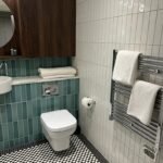 Wembley Serviced Accommodation near Wembley Stadium with lift access, balcony, Smart TV, Wifi, 24h reception, cinema and roof garden!