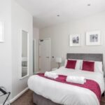Serviced Accommodation Brighton - North Street Free Wifi Desk Space Lift Apartments - Urban Stay